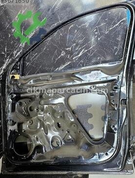 Volkswagen T-Roc Sağ Ön Kapı 2GA831052AC çıkma parça