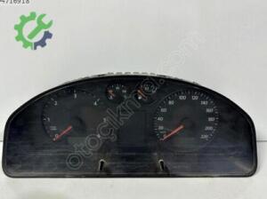 VOLKSWAGEN T5 2004 2009 7H0920861E ÇIKMA GÖSTERGE PANELİ