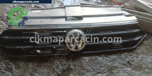 Volkswagen T-Roc Ön Panjur çıkma parça
