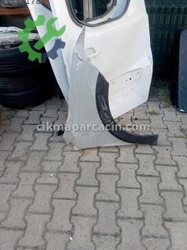 Volkswagen Taigo Sağ Ön Çamurluk çıkma parça