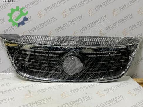 Volkswagen Tiguan Ön Panjur çıkma parça