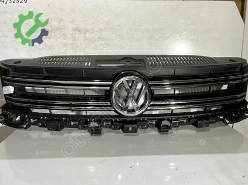 Volkswagen Tiguan Ön Panjur çıkma parça
