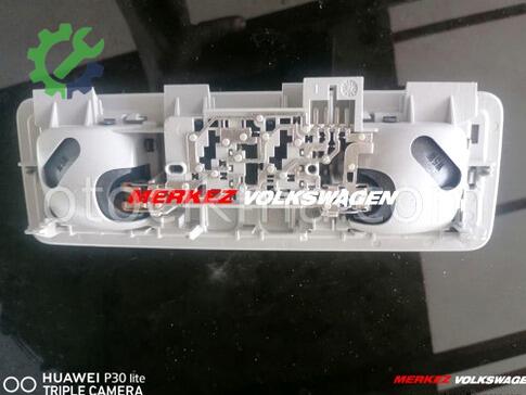 Volkswagen Tiguan Arka Tavan Lambası 5G0947291K çıkma parça