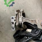 Volkswagen Tiguan Motor Takozu Orjinal çıkma