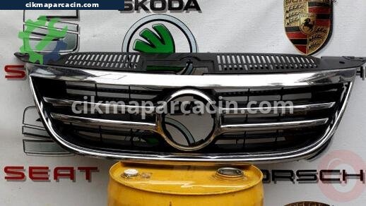 Volkswagen Tiguan Ön Panjur çıkma parça