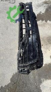 VOLKSWAGEN TİGUAN ÖN TAMPON IZGARASI