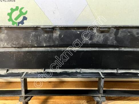 Volkswagen Tiguan Tampon Izgarası 5N0853677H çıkma parça