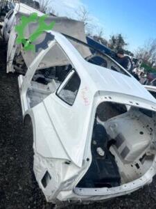 VOLKSWAGEN TİGUAN SOL KESME MARŞPİYEL ORJİNAL ÇIKMA