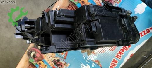 Volkswagen Tiguan Sol Ön Far 5NB941035C çıkma parça