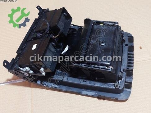 Volkswagen Touran Torpido çıkma parça