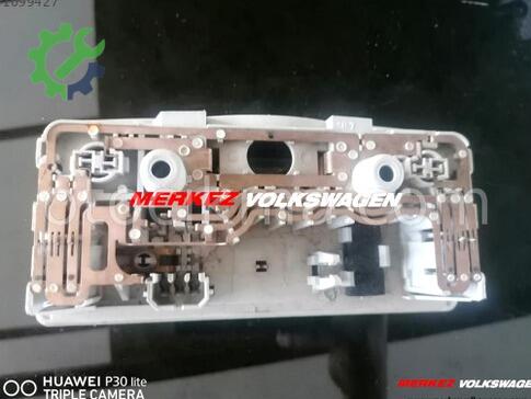 Volkswagen Touran Tavan Lambası 3B0947105C çıkma parça