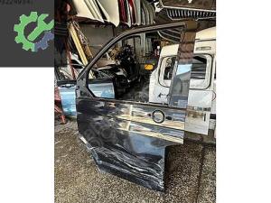 VOLKSWAGEN TRANPORTER SOL ÖN KAPI ÇIKMA ORJİNAL