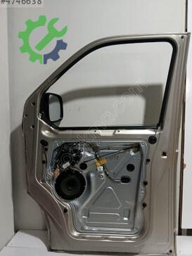 Volkswagen Transporter Sağ Ön Kapı çıkma parça