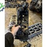 VOLKSWAGEN TRANSPORTER KÜRBÜRÜTÖR KAPAĞI 03L 103 469 G