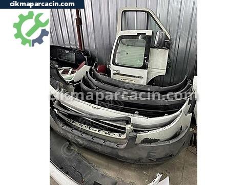 Volkswagen Transporter Ön Tampon çıkma parça
