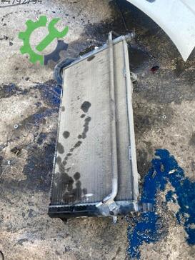Volkswagen Transporter Radyatör çıkma parça