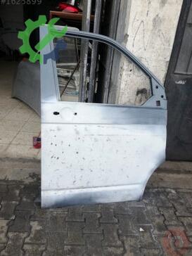 Volkswagen Transporter Sağ Ön Kapı çıkma parça