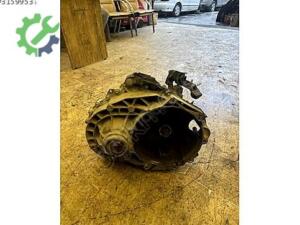 VOLKSWAGEN TRANSPORTER ŞANZIMAN 6 VİTES 2.0 TDİ