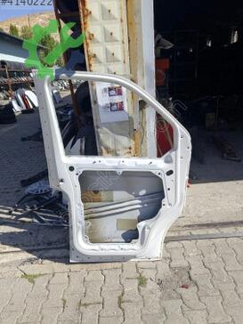 Volkswagen Transporter Sol Ön Kapı çıkma parça