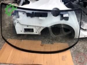 Volkswagen Transporter T4 Ön Cam Hatasız Orjinal Çıkma