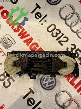 Volkswagen Transporter Klima Kontrol Paneli çıkma parça