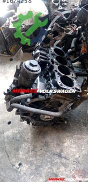 Volkswagen Transporter Yarım Motor çıkma parça