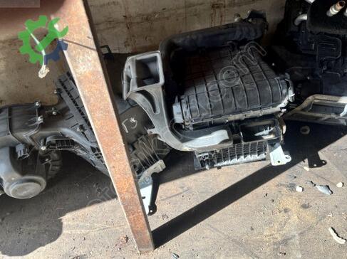 Volkswagen Transporter Kalorifer Kutusu çıkma parça