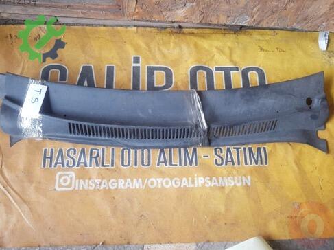 Volkswagen Transporter Ön Cam Izgarası çıkma parça