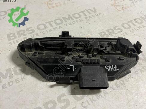 Volkswagen Transporter Sol Arka Stop 7H0945257A çıkma parça