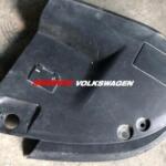 VOLKSWAGEN – TRANSPORTER (T5)/ SOL ÜST AKÜ KAPAĞI 7H0119517B