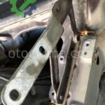 Volkswagen Transporter T7 kaput menteşesi