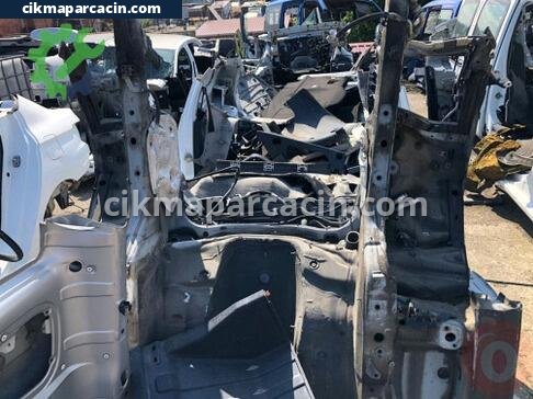 Volkswagen Transporter Ön Şasi çıkma parça