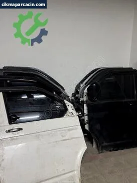 Volkswagen Transporter Ön Kapı çıkma parça