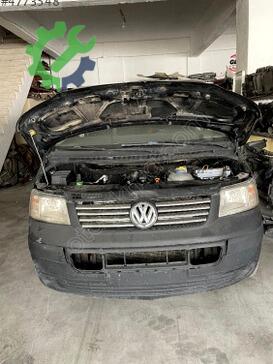 Volkswagen Transporter Ön Tampon çıkma parça