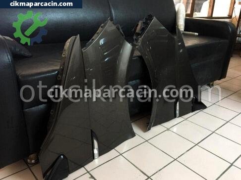 Volkswagen Transporter Çamurluk çıkma parça