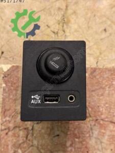 Volkswagen Tüm Seriler Çakmaklık Ve USB Girişi