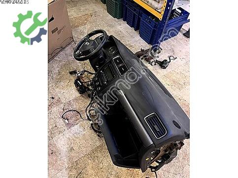 Volkswagen Jetta Göğüs çıkma parça