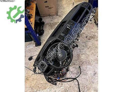 Volkswagen Transporter Torpido çıkma parça