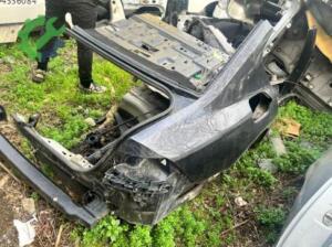 Orijinal Volkswagen Passat Arka Çamurluk Çıkma
