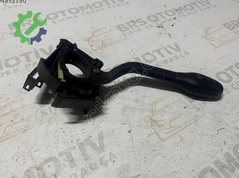 Volkswagen Polo Sinyal Kolu çıkma parça