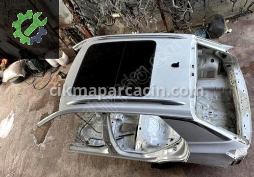 Volkswagen T-Roc Sağ Arka Çamurluk çıkma parça
