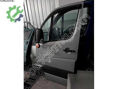 Volkswagen Crafter Sol Ön Kapı çıkma parça