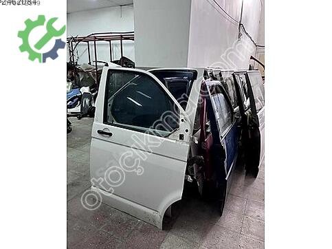 Volkswagen Transporter Sol Ön Kapı çıkma parça
