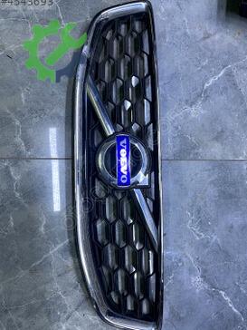 Volvo C30 Ön Panjur çıkma parça