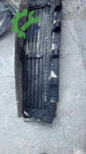 VOLVO C40 HAVA YÖNLENDİRİCİ
