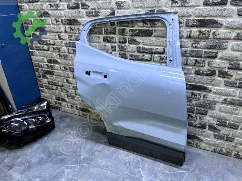 Volvo EX30 Sağ Arka Kapı çıkma parça