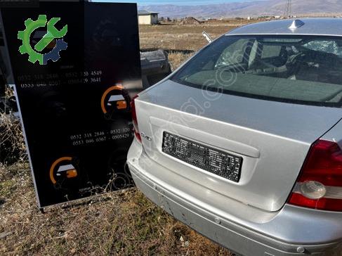 Volvo S40 Bagaj Kapağı çıkma parça