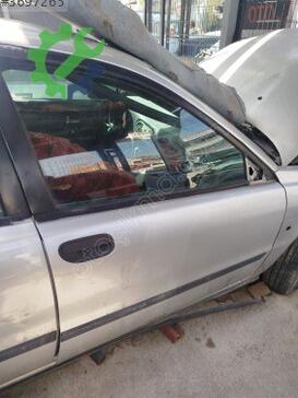 Volvo S40 Sağ Ön Kapı çıkma parça