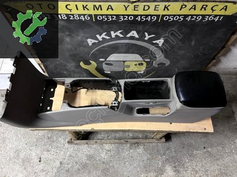 Volvo S40 Orta Konsol çıkma parça