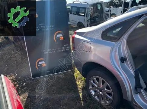 Volvo S40 Sağ Arka Çamurluk çıkma parça